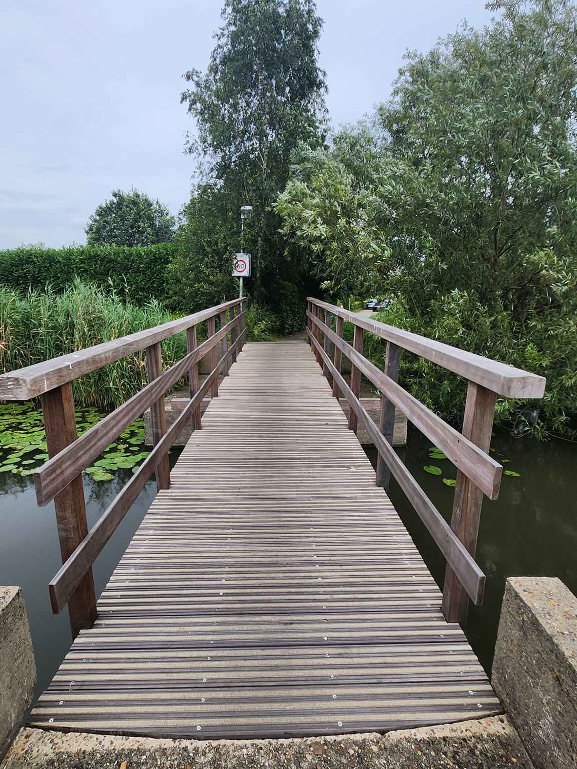 Voltooide nieuwe draaibrug bij de 2e Moordrechtse Tiendweg in Gouda